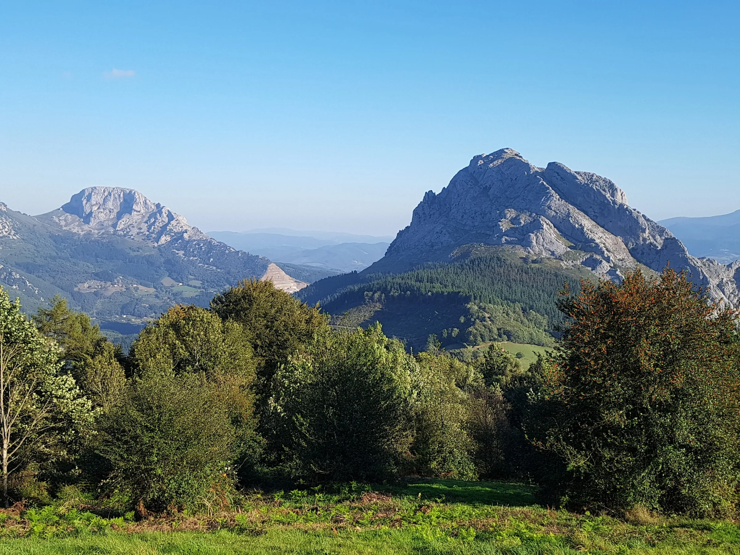 Cresta del Amboto vista desde el mirador de Urkiola